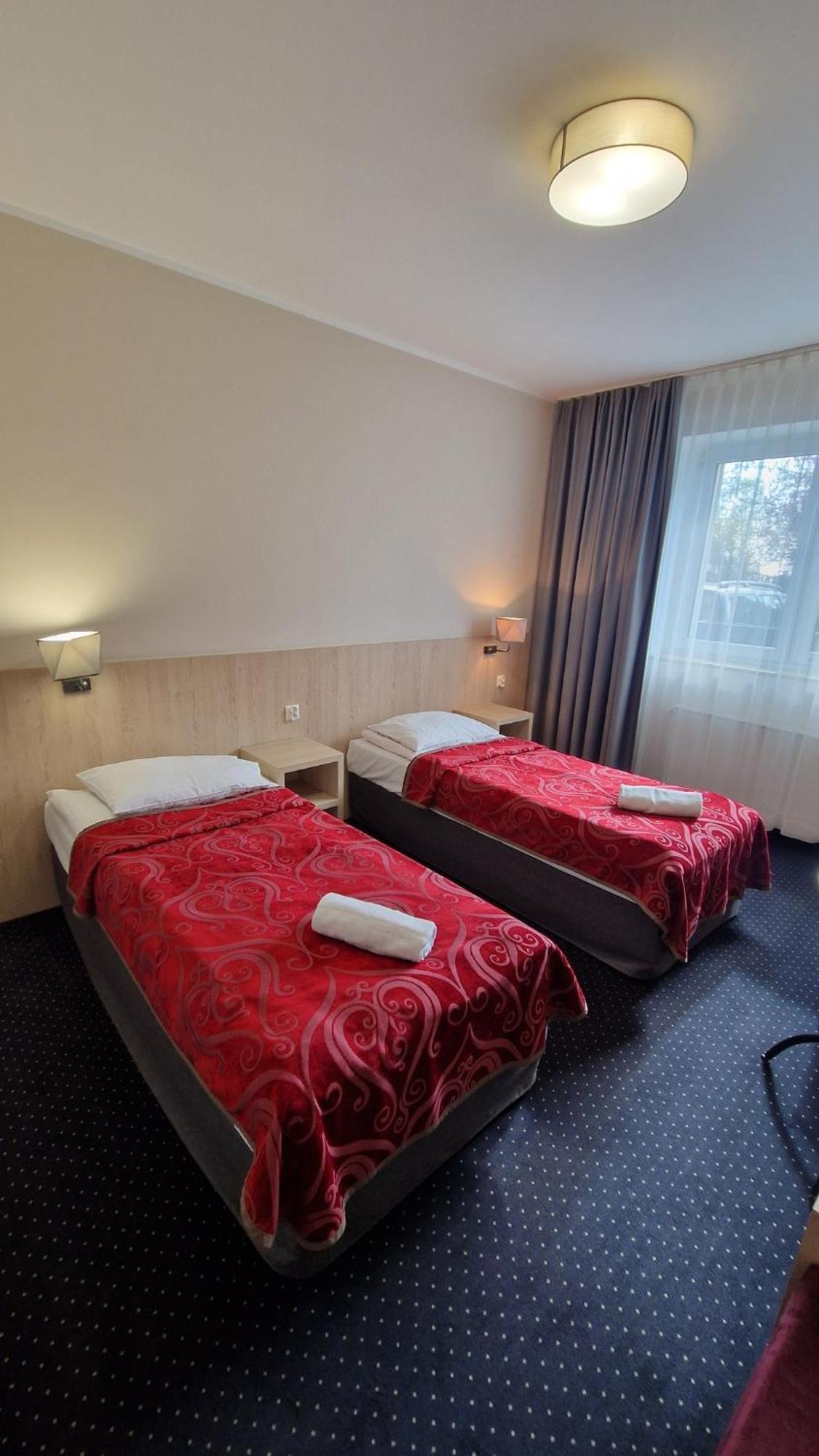 Pod Lipami Hotel Bystra  Luaran gambar