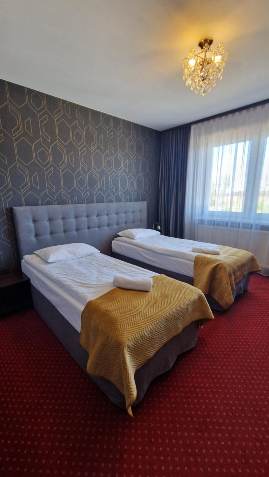 Pod Lipami Hotel Bystra  Luaran gambar