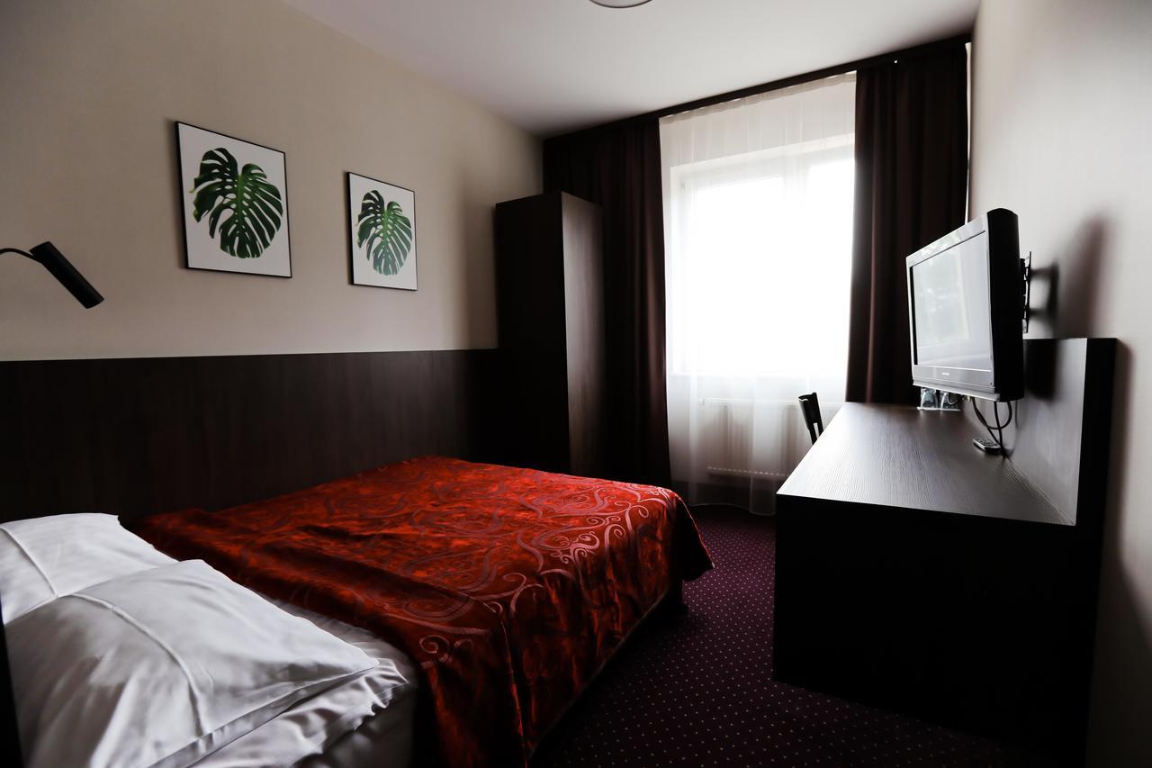 Pod Lipami Hotel Bystra  Luaran gambar